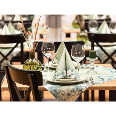 Slavnostní běhoun na stůl Maxime, květiny a eukalyptus, 0,4mx24m, netkaná textilie